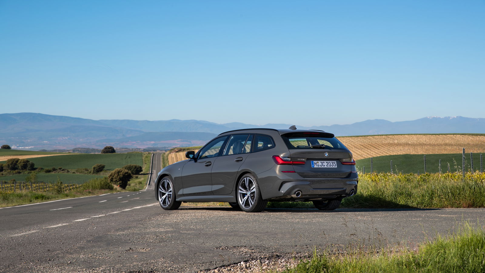 The New G21 BMW 3-Series Touring Is The Chief Anti-SUV