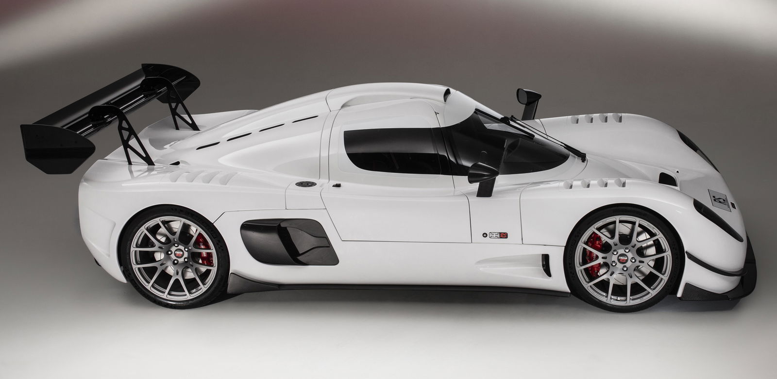 The New 1200bhp, Manual-Only Ultima RS Is A Supercar Of The Old School