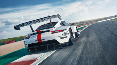 The Latest Mid-Engined Porsche 911 RSR Is Here With A 4.2 Flat-Six