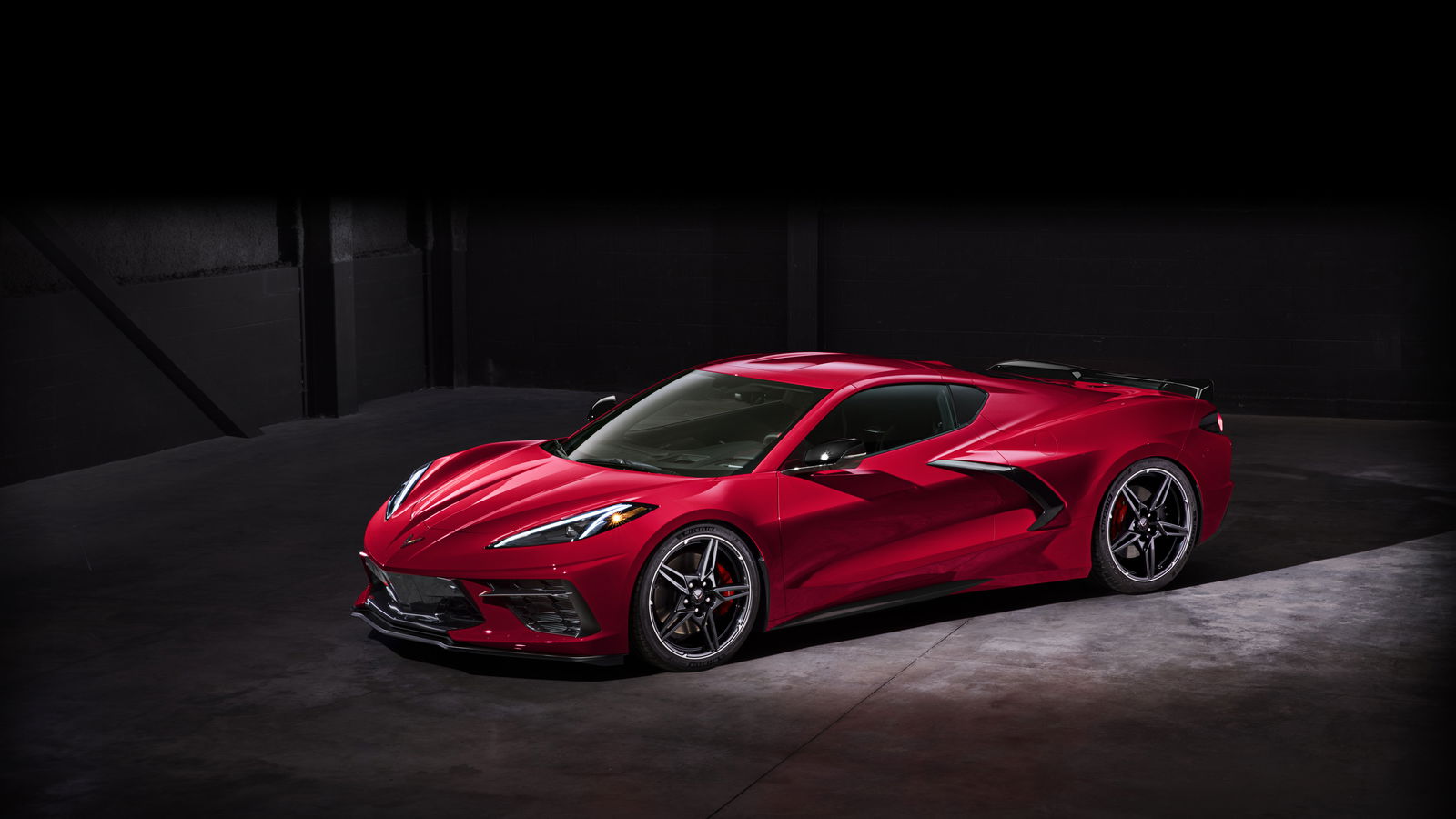 The Mid-Engined C8 Chevrolet Corvette Stingray Is Here With 488bhp, DCT 'Box