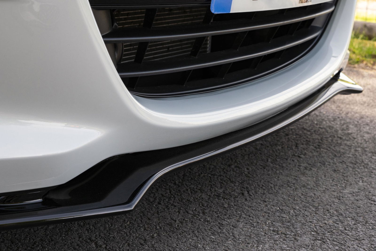 The Mid-Engined C8 Chevrolet Corvette Stingray Is Here With 488bhp, DCT 'Box