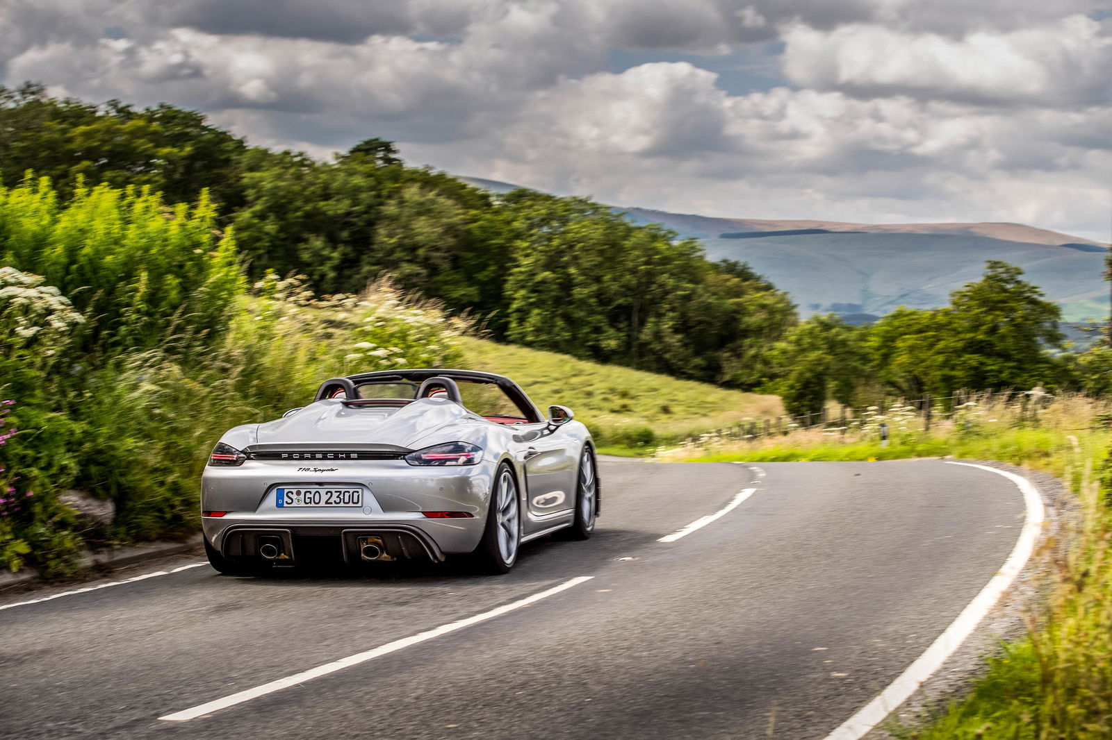 Why I’d Have A Porsche Boxster Spyder Over The 718 Cayman GT4
