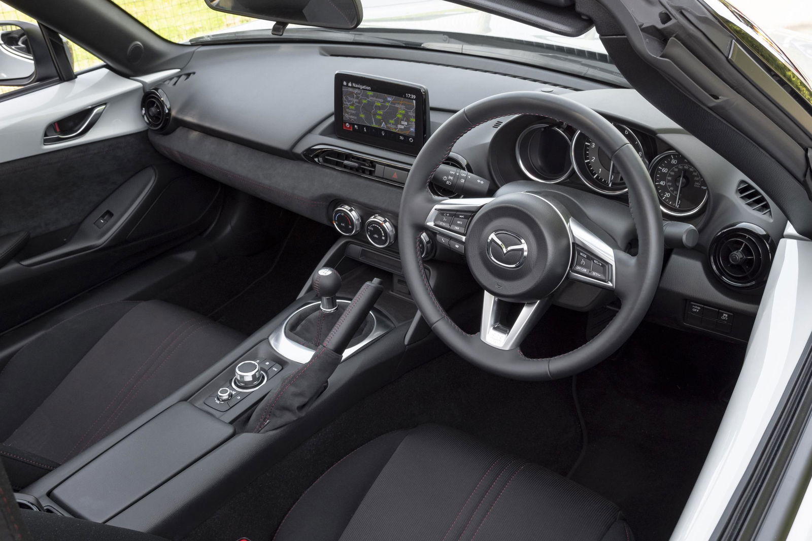 Mazda Will Lightly Modify Your ND MX-5 With These New Accessory Packs