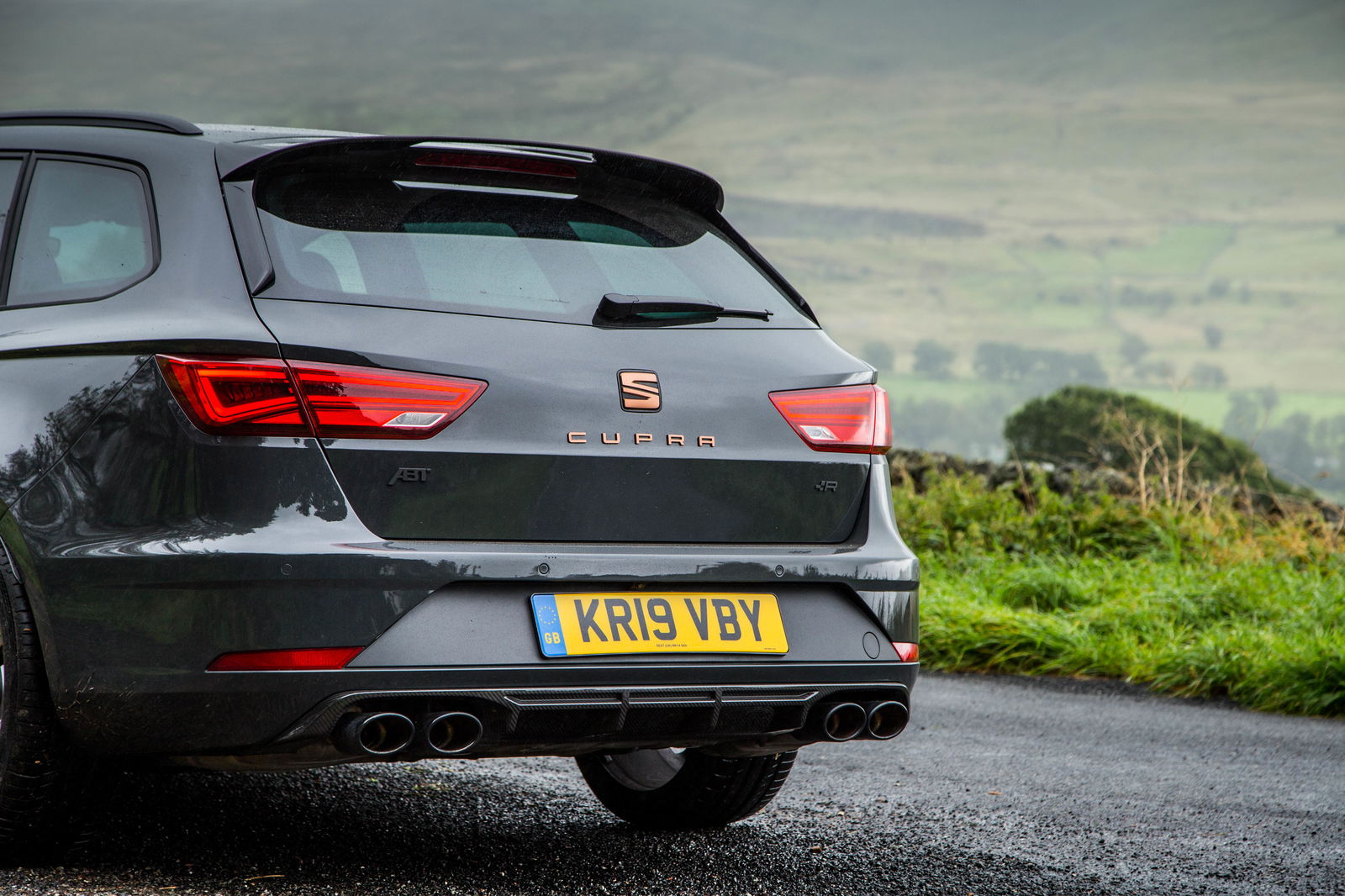 Porsche 911 Carrera 4S Cabriolet Review: Stay For The Chassis, Not The Noise