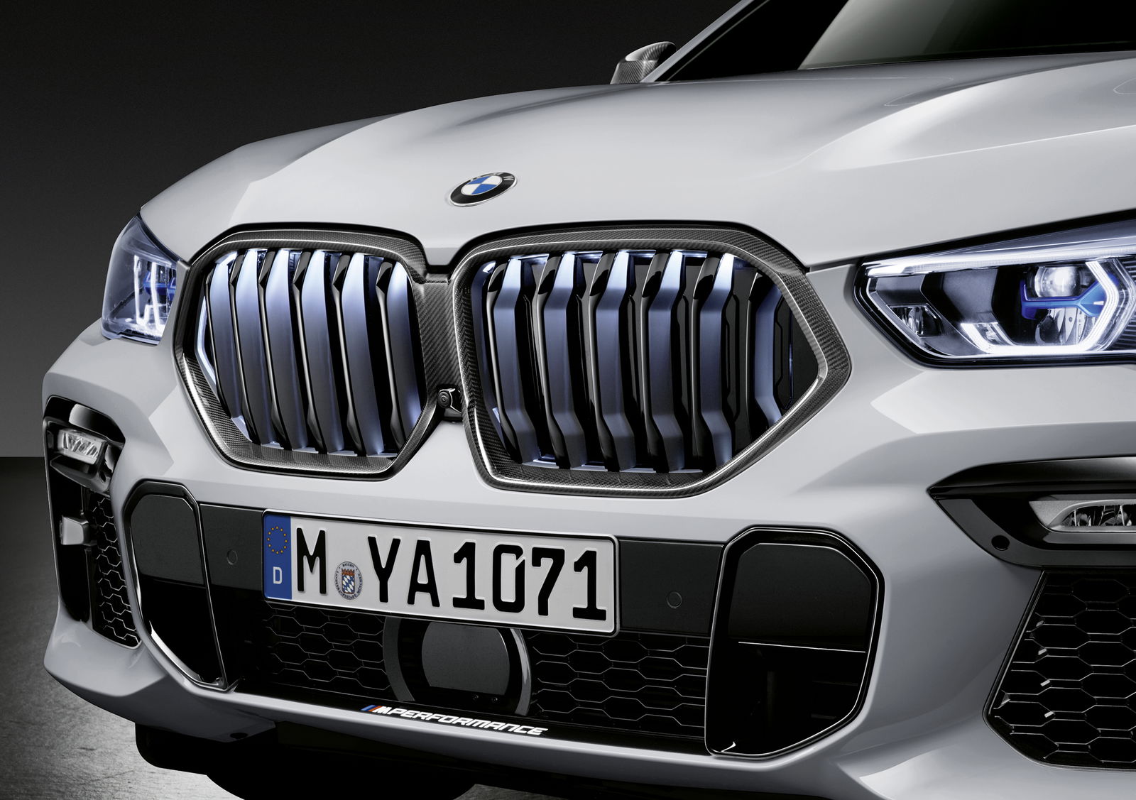 Does The BMW X7 Look Better With A Load Of M Performance Parts?