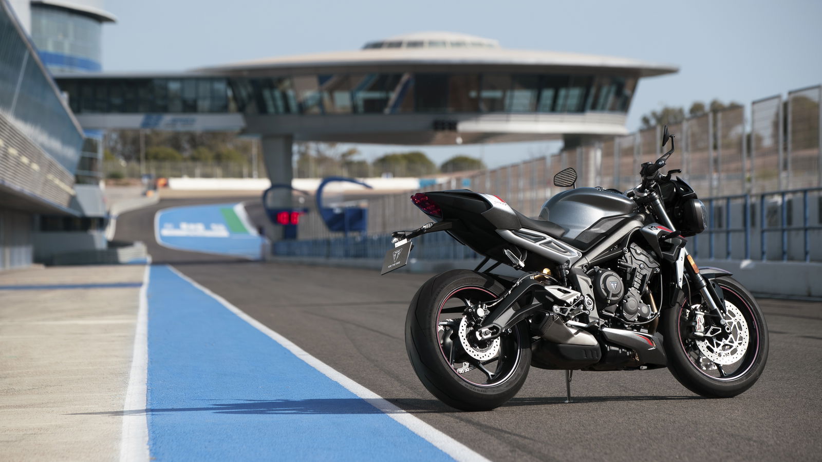 The New Triumph Street Triple RS Has GP Bike Racing Blood