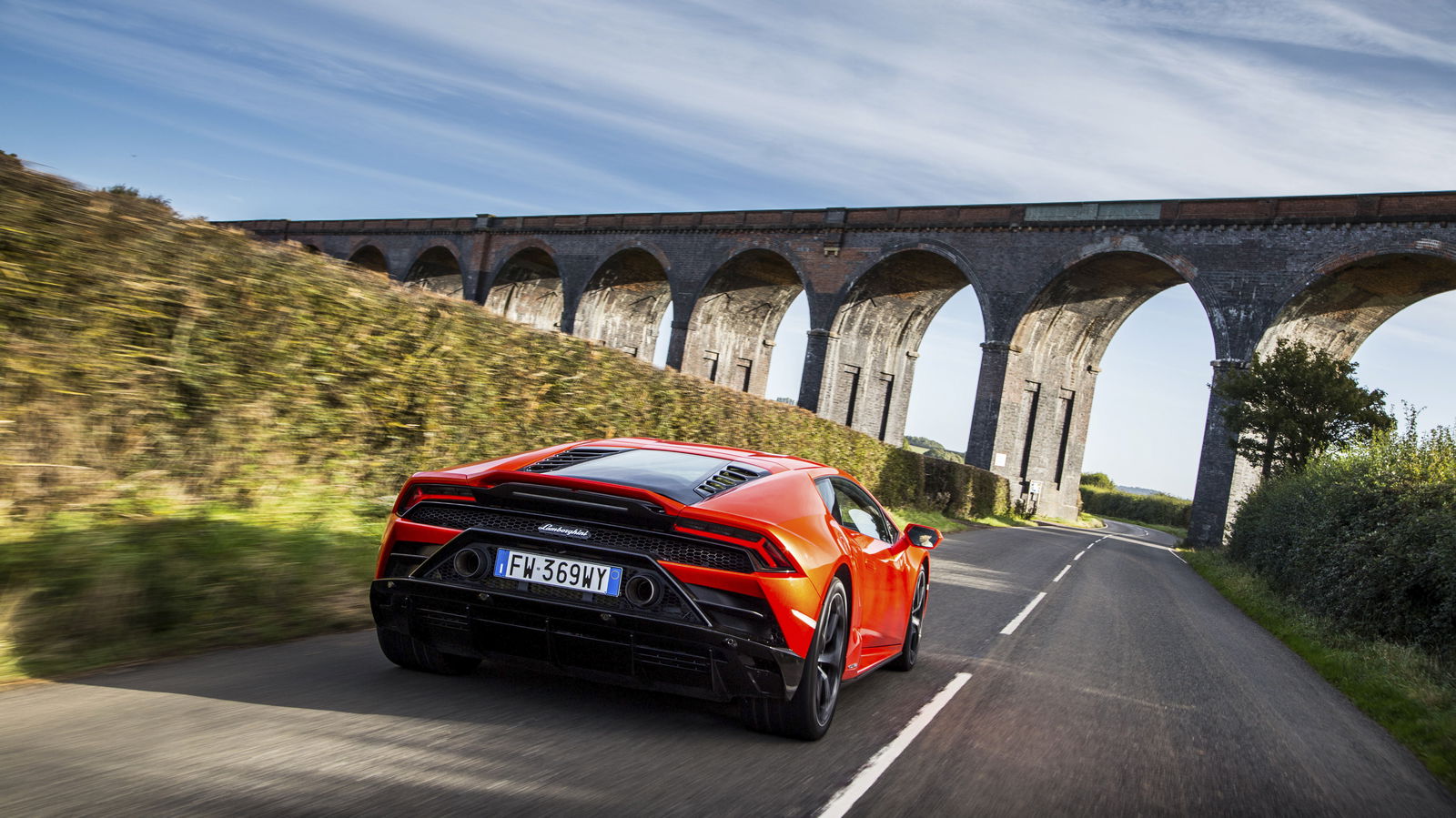 30 Car Photos For Wallpaper Awesomeness