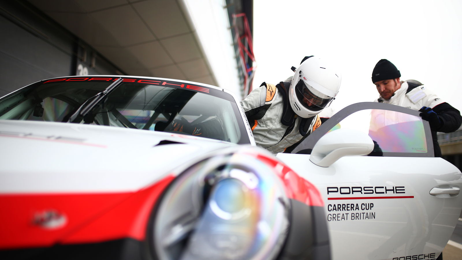 I Almost Crashed A Porsche 911 GT3 Cup In The First Five Minutes Of Driving It