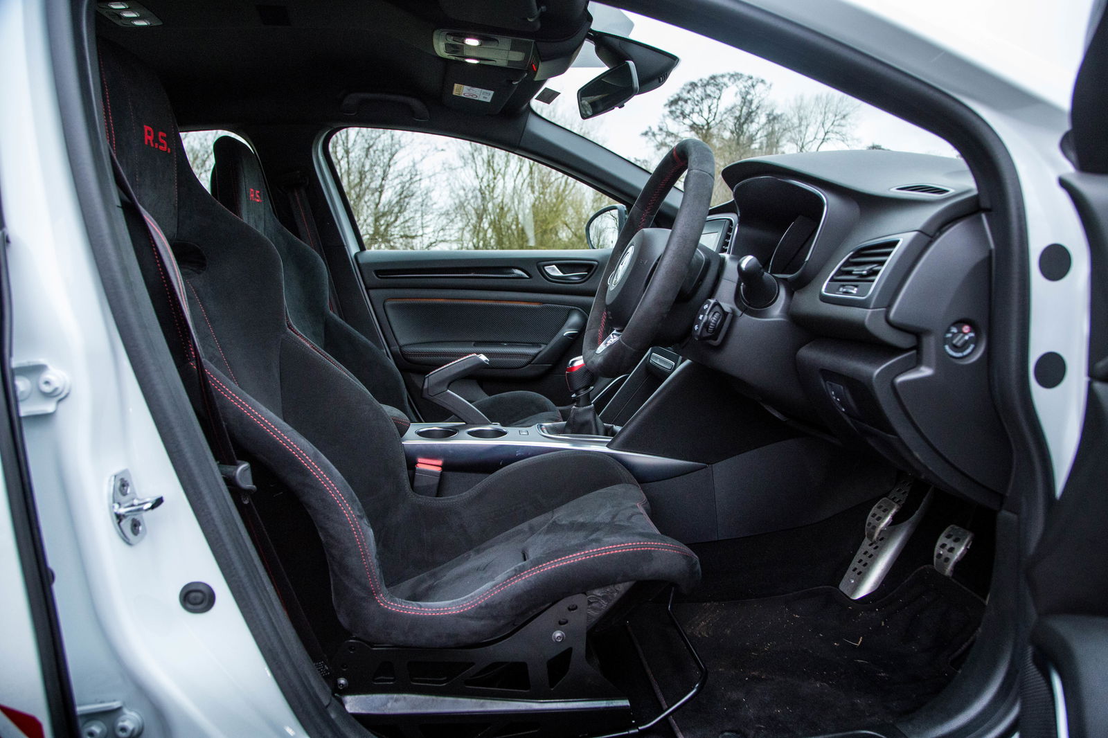 Renaultsport Megane Trophy Vs Trophy-R: Can A Hot Hatch Be Worth £72k?