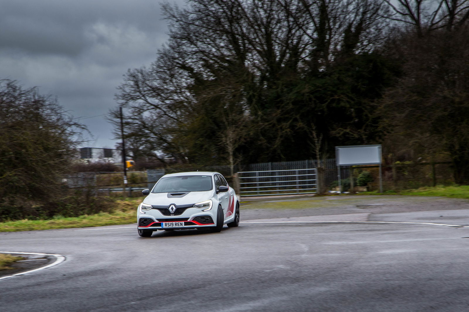Renaultsport Megane Trophy Vs Trophy-R: Can A Hot Hatch Be Worth £72k?