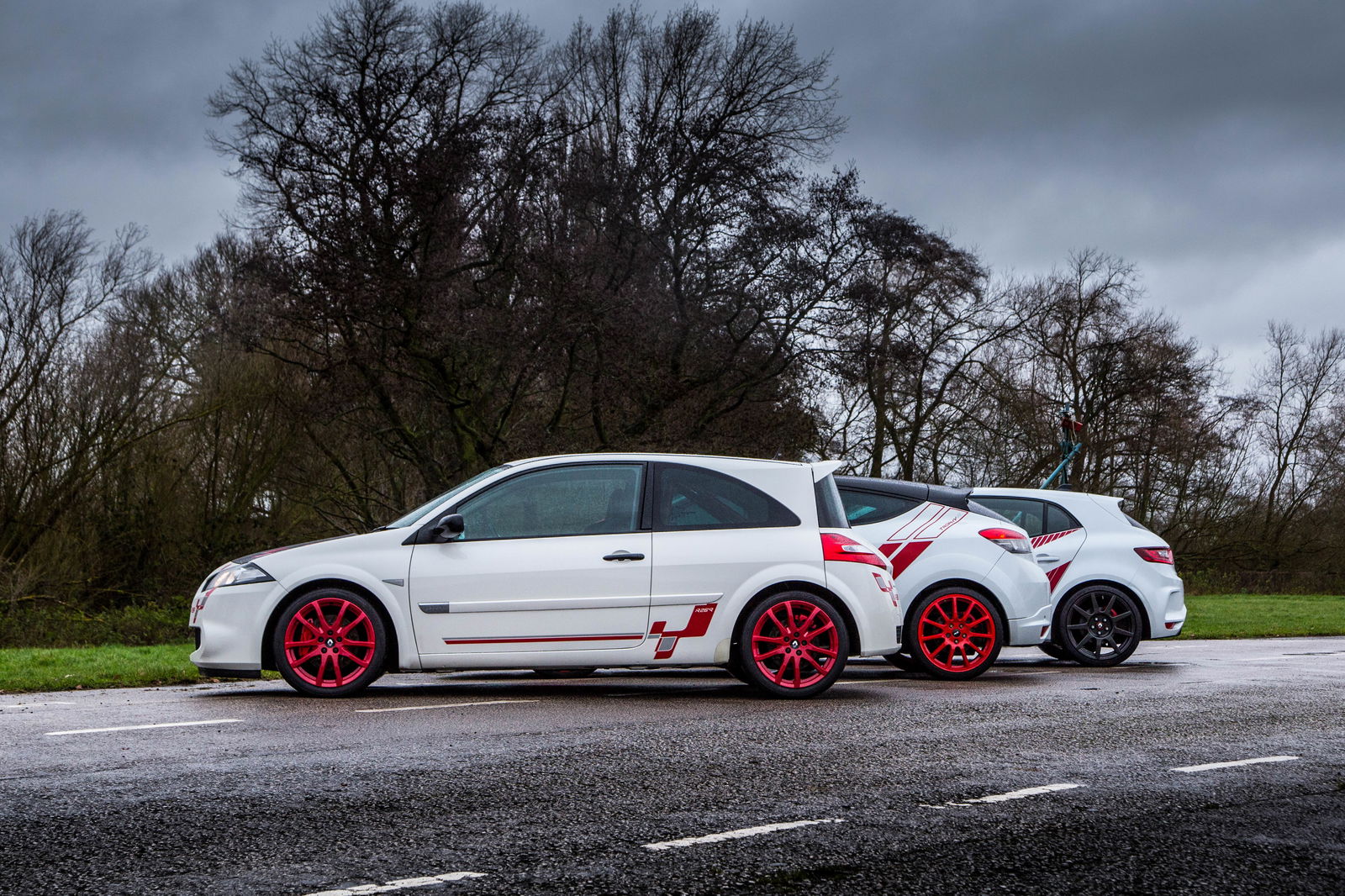 Renault Sport Megane R26.R Vs 275 And 300 Trophy - Why I'd Have The Oldest One