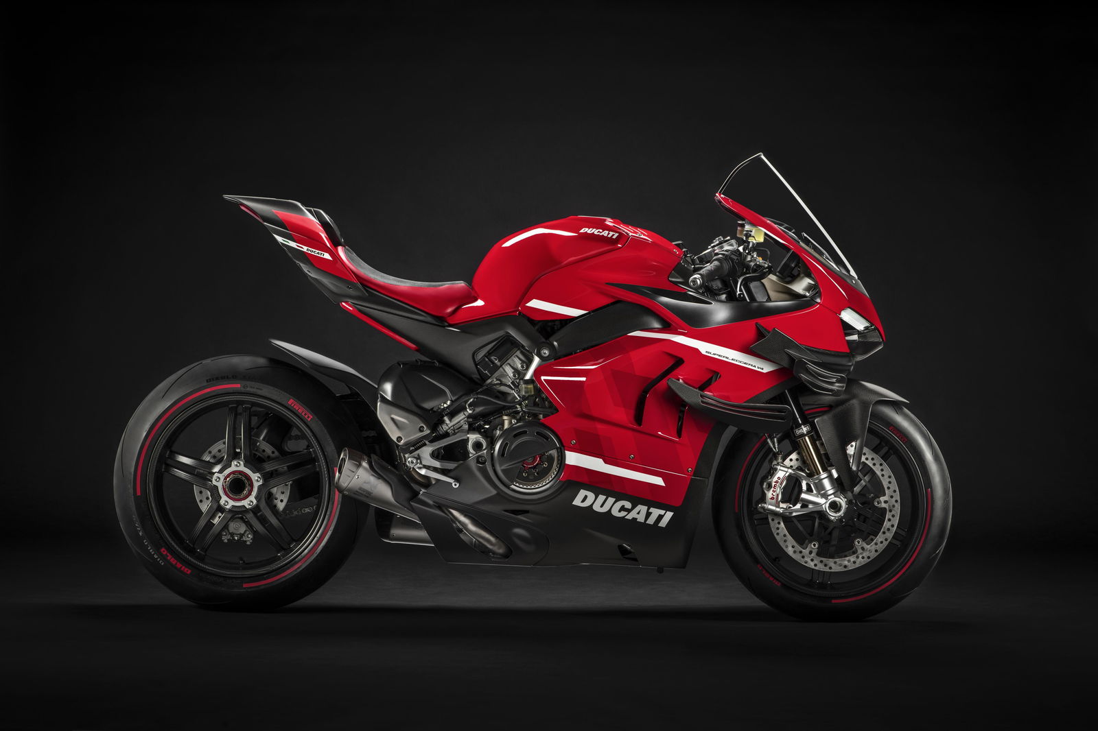 152kg, 231bhp Ducati Panigale V4 Superleggera Arrives With $100k Price Tag