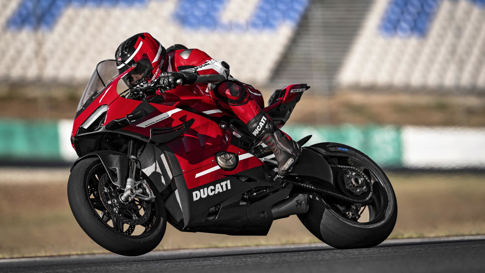 152kg, 231bhp Ducati Panigale V4 Superleggera Arrives With $100k Price Tag