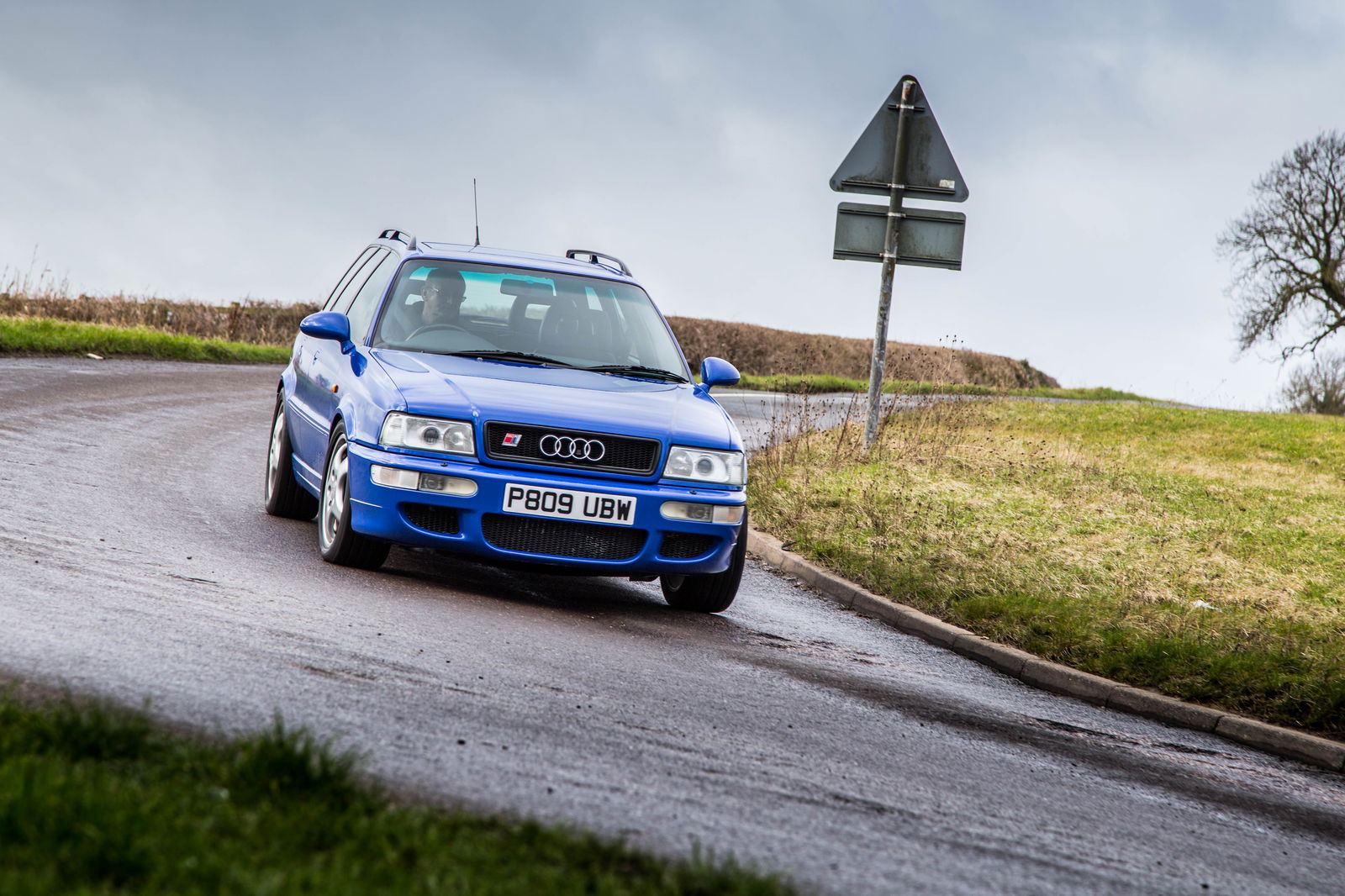Does The 26-Year-Old Audi RS2 Still Feel Good To Drive In 2020?