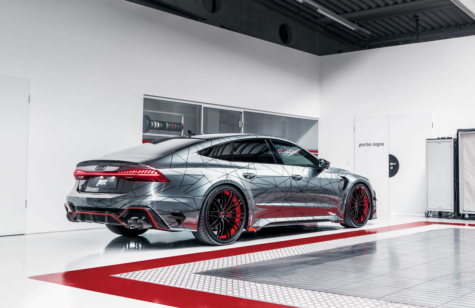 Witness The Sheer Bombast Of The 730bhp Abt Audi RS7-R