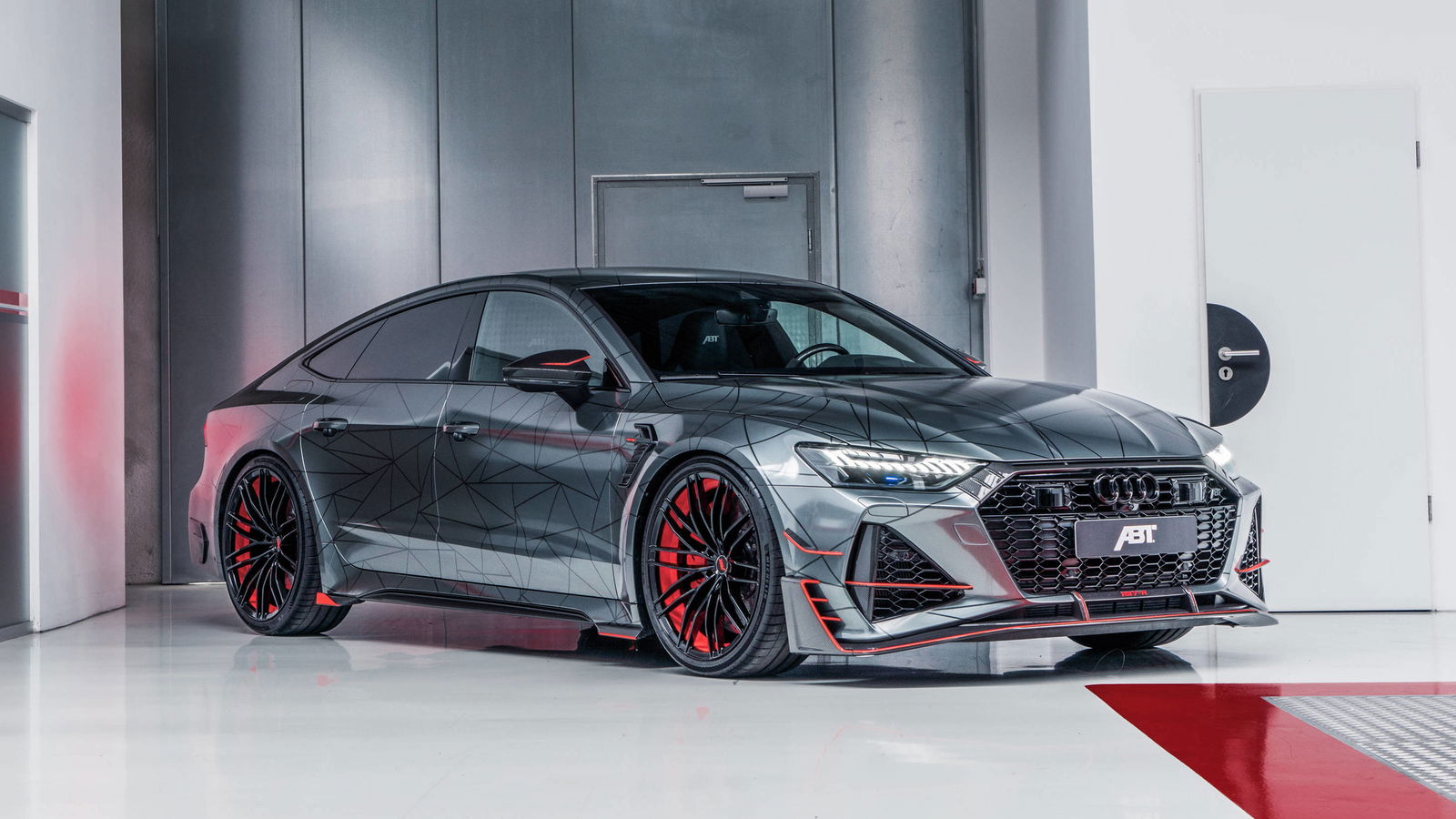 Witness The Sheer Bombast Of The 730bhp Abt Audi RS7-R