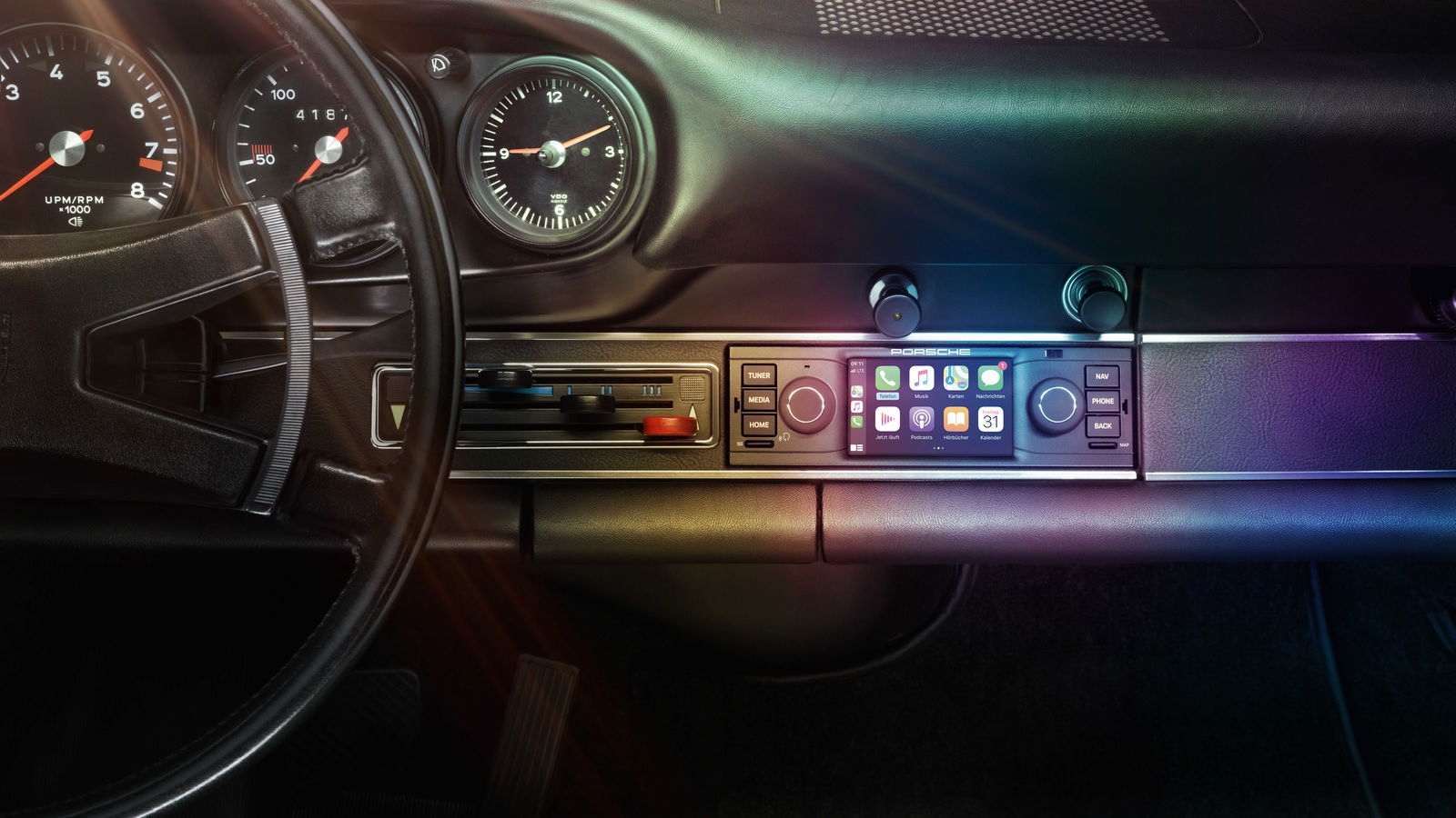 Porsche Has Made Modern Infotainment Units For Its Classics