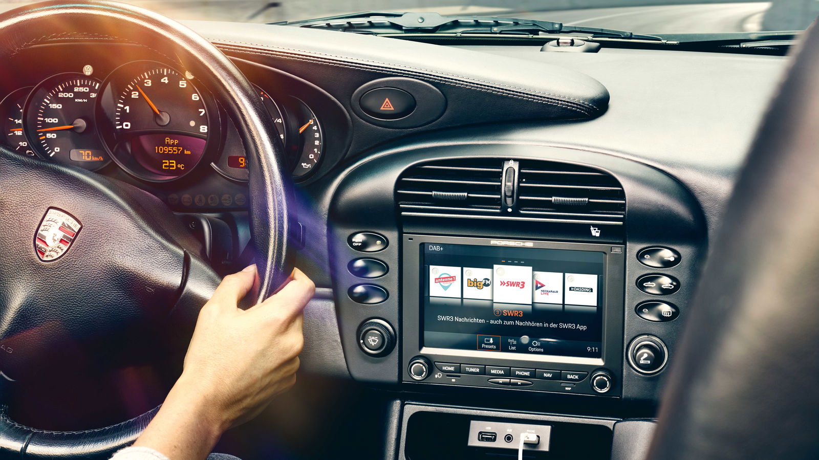 Porsche Has Made Modern Infotainment Units For Its Classics