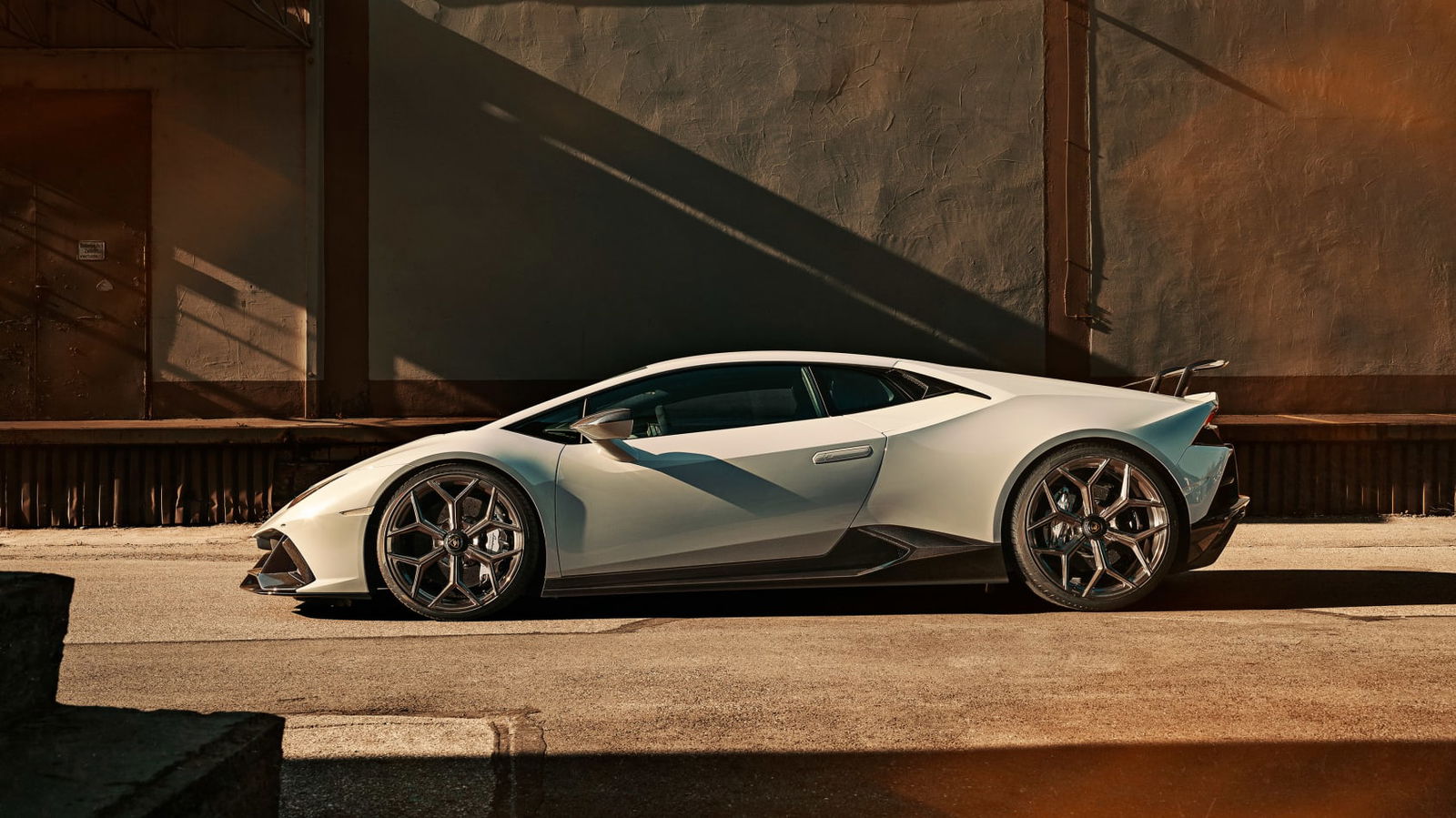 Novitec Will Make Your Lamborghini Huracan Evo Look Like A Performante