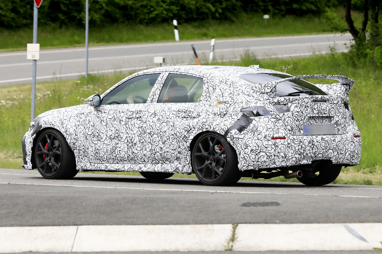 Next-Gen, Possibly Hybrid Honda Civic Type R Spotted Testing