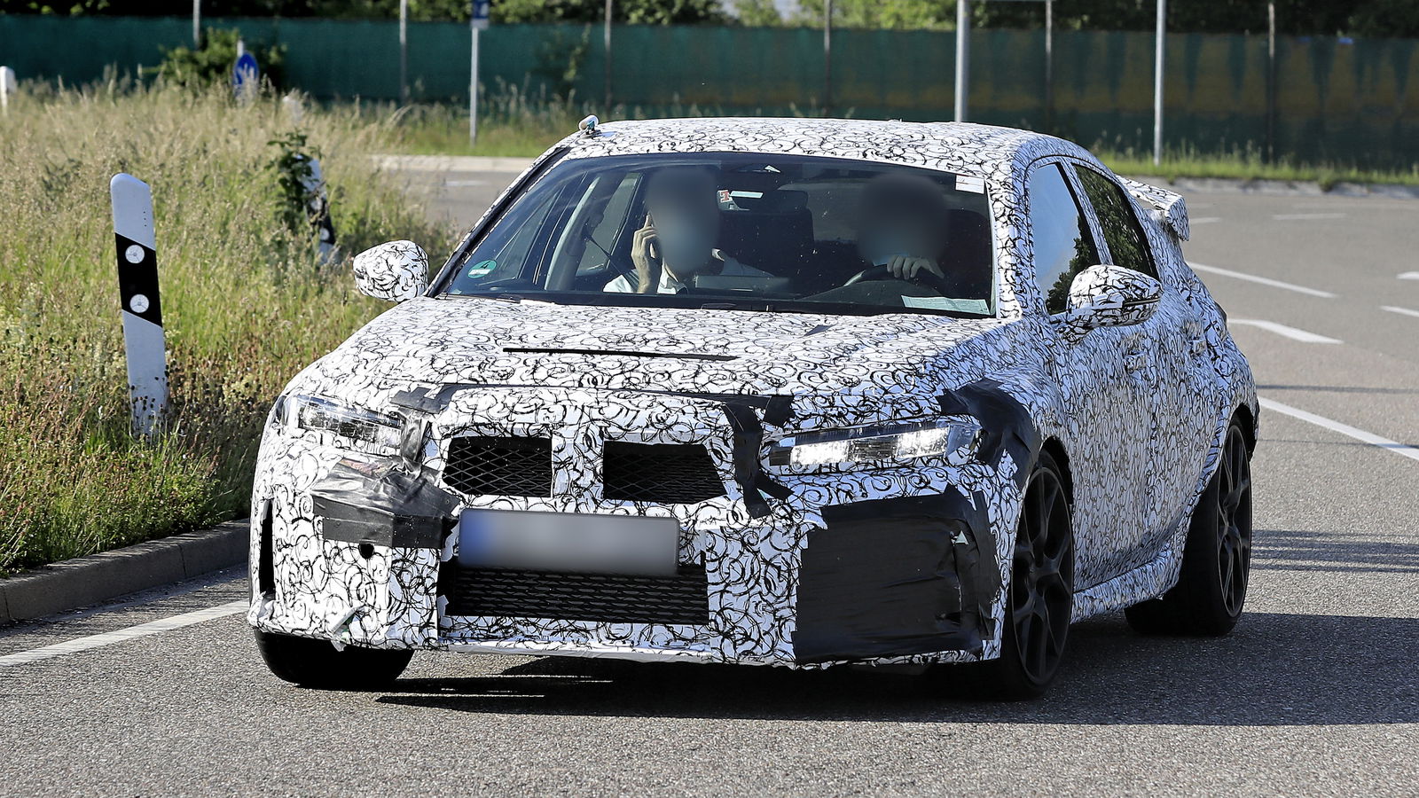 Next-Gen, Possibly Hybrid Honda Civic Type R Spotted Testing