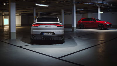 This Is The New V8-Powered Porsche Cayenne GTS