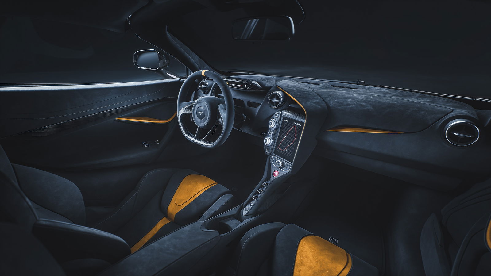 Here's The McLaren 720S Doing Its Best F1 LM Impression