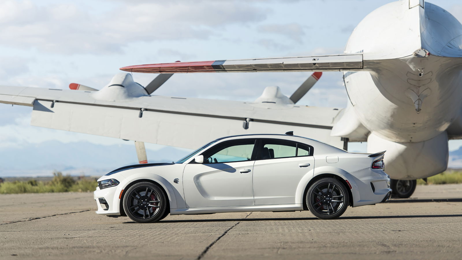 Charger Hellcat Redeye And 800bhp Dodge Challenger Super Stock Revealed