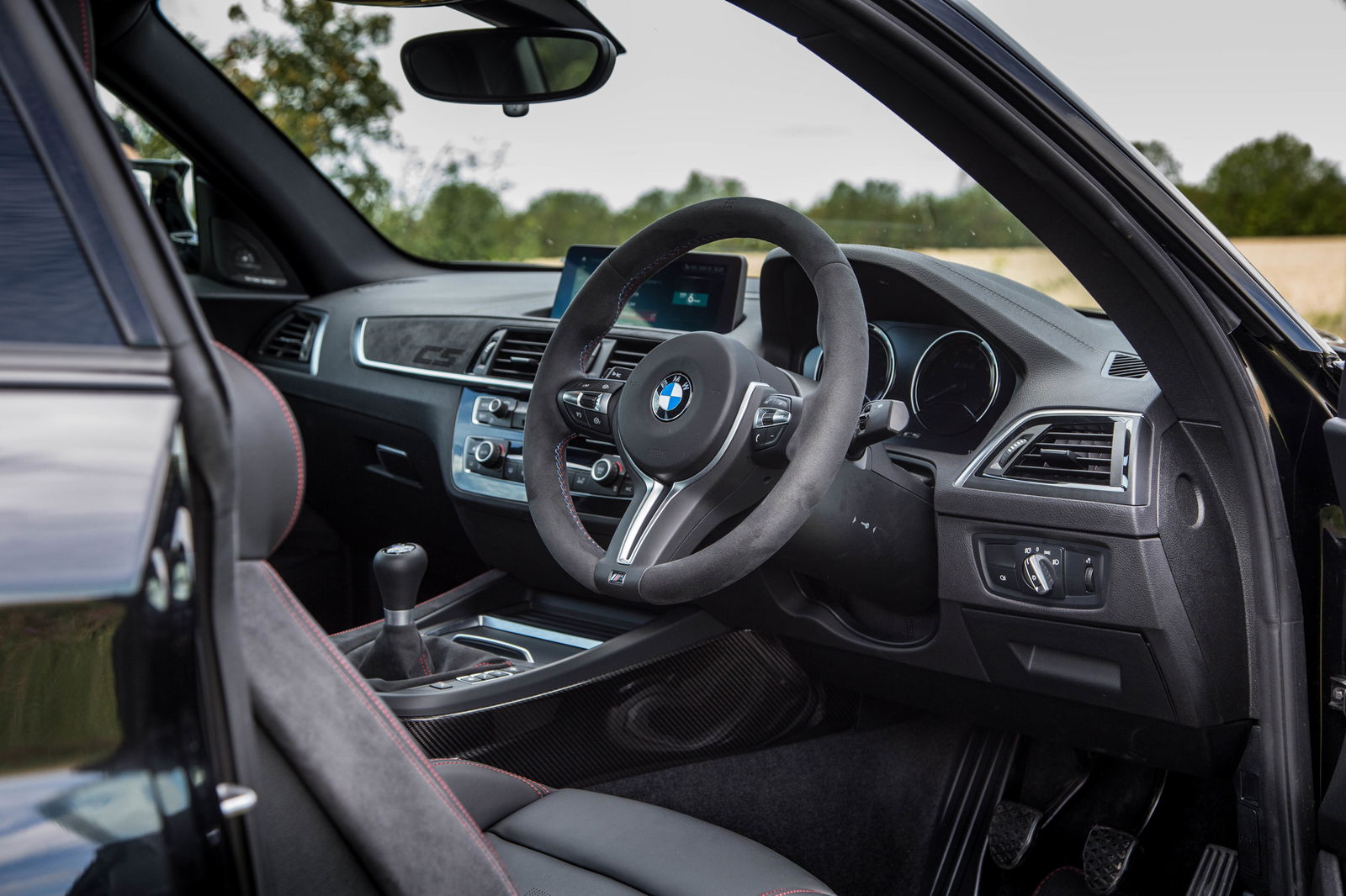 The carbon fibre and Alcantara details are lovely, but considering the price of the CS, so they should be...