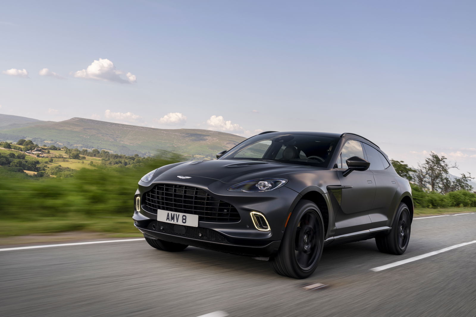 Aston Martin To Receive ‘Bespoke’ AMG Engines In Expanded Partnership