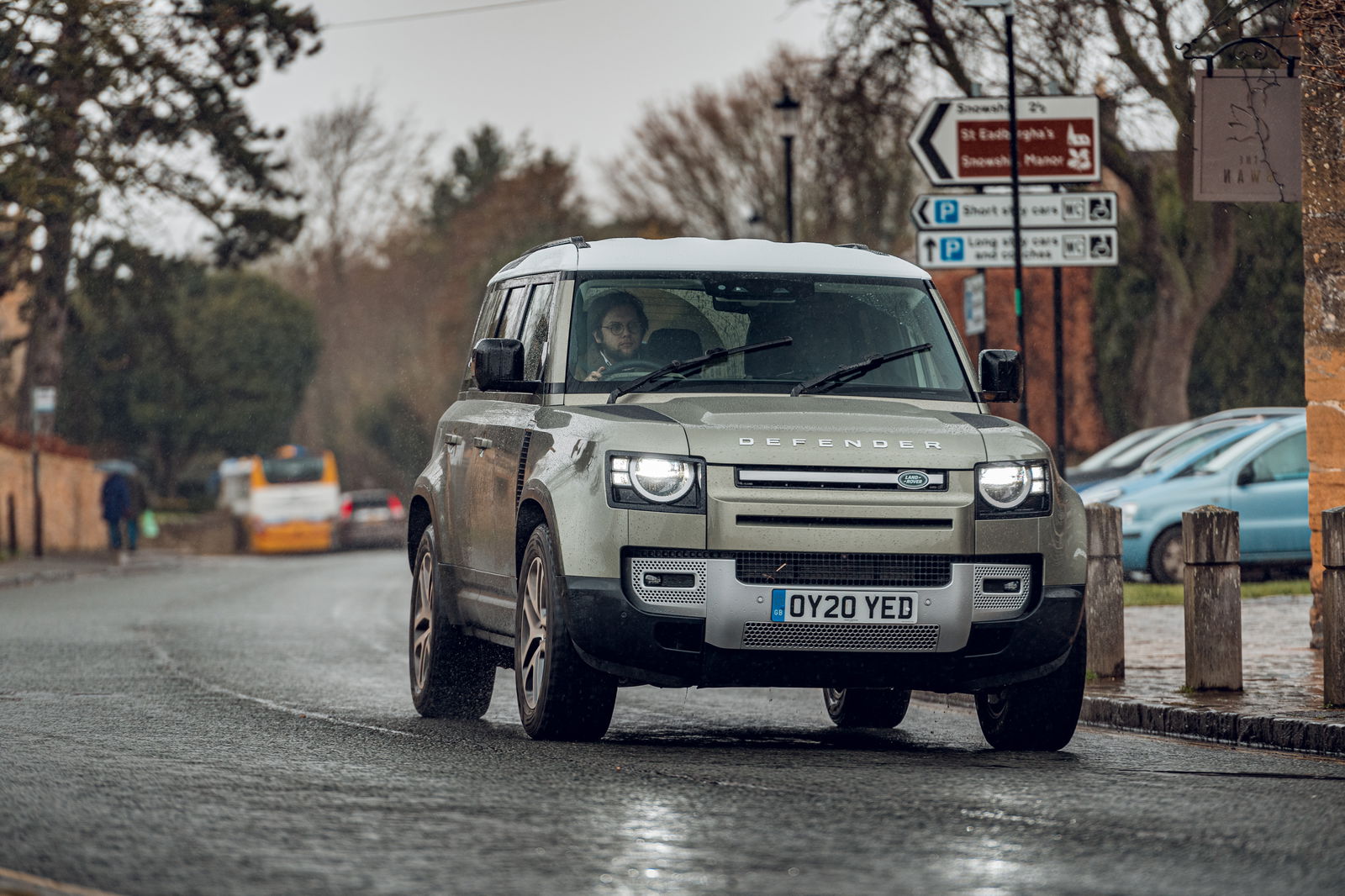 The Defender looks and feels very different to the current Discovery