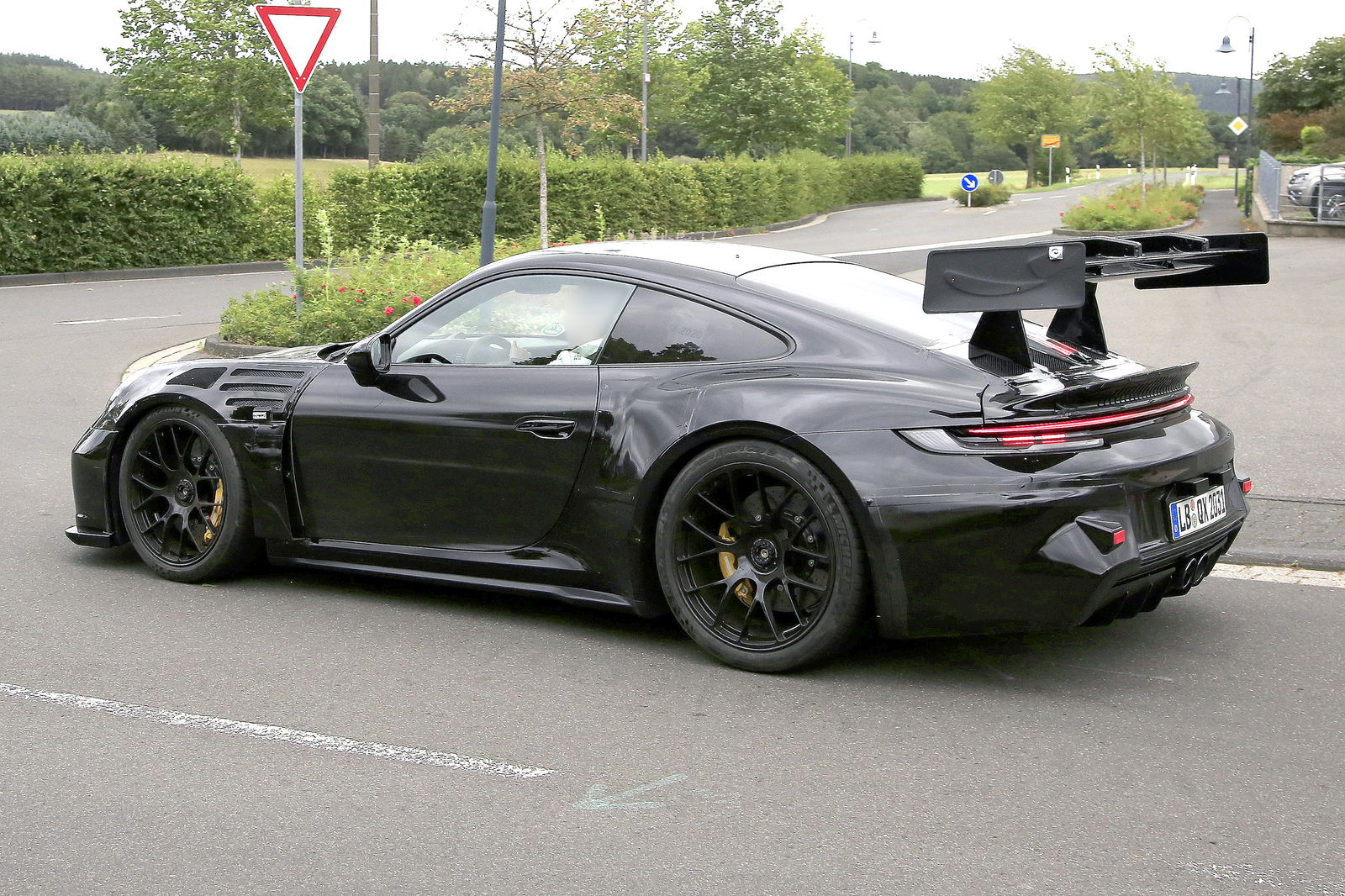 Look At The Enormous Wing On This 992 Porsche 911 GT3 RS Prototype