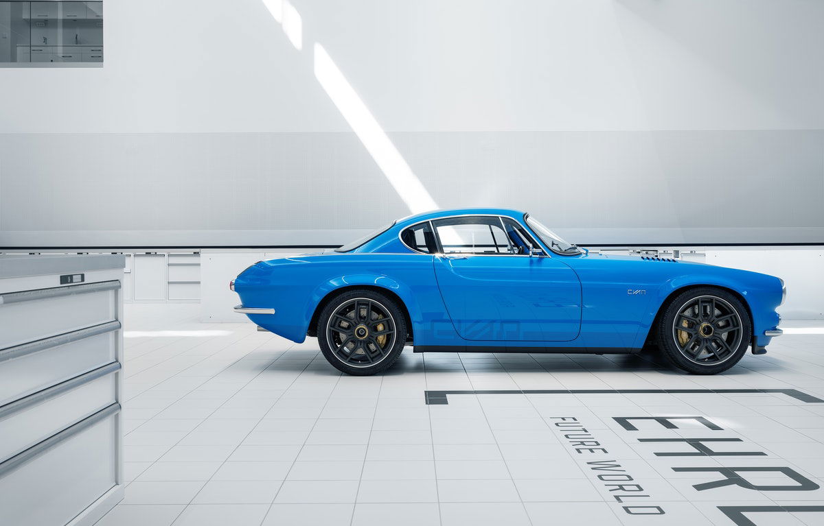 The Volvo P1800 Cyan Is A 990kg, Race-Engined Continuation Beauty