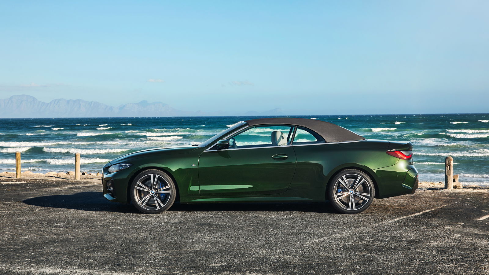 BMW 4-Series Convertible Loses Roof, Keeps The Other Thing