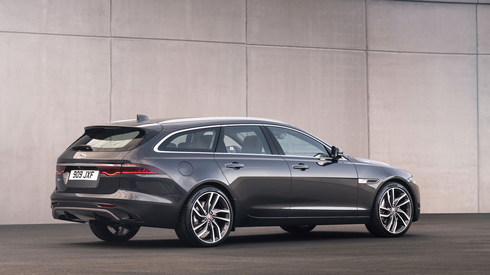 Jaguar's Facelifted XF And Updated XE Get Hybrid Powertrains But No Inline-Sixes
