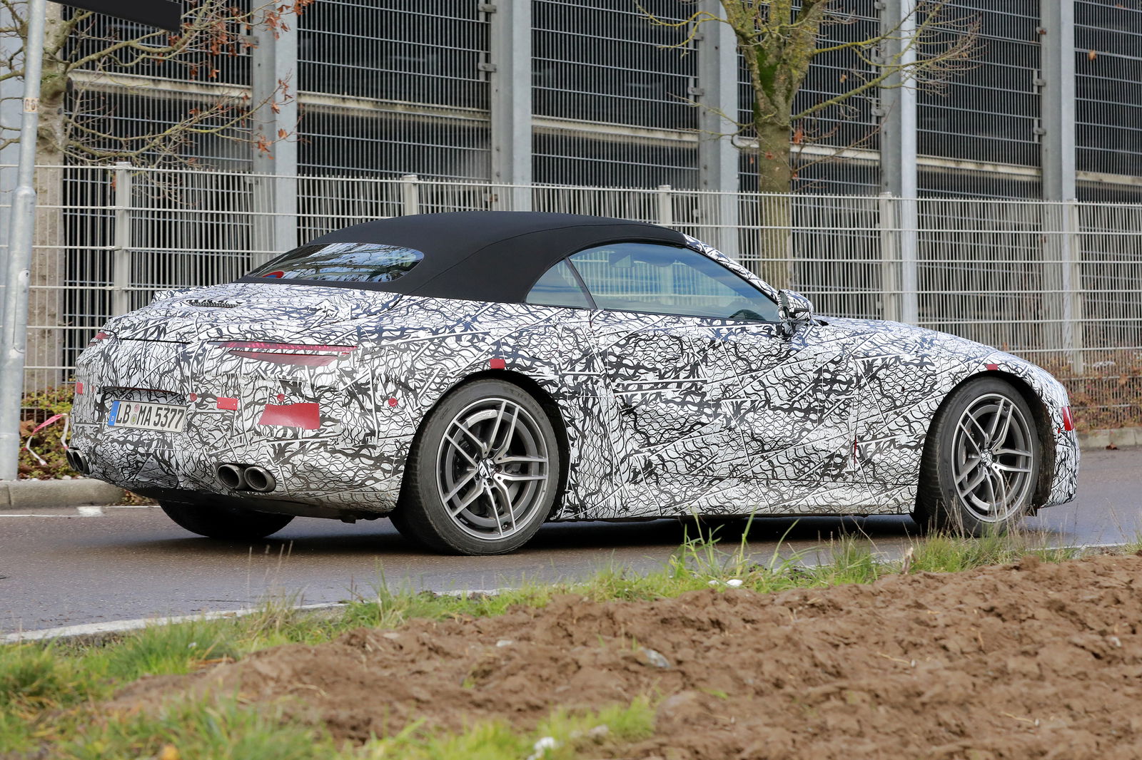 Here's A Better Look At The New Mercedes-AMG SL