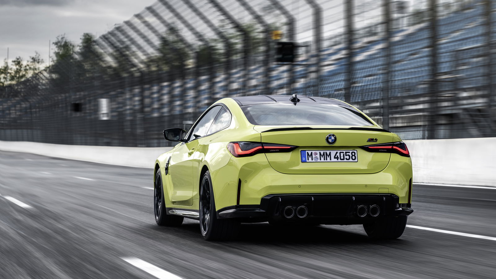 A New Manual BMW M4 Is Half A Human Heavier Than The Old M4 DCT
