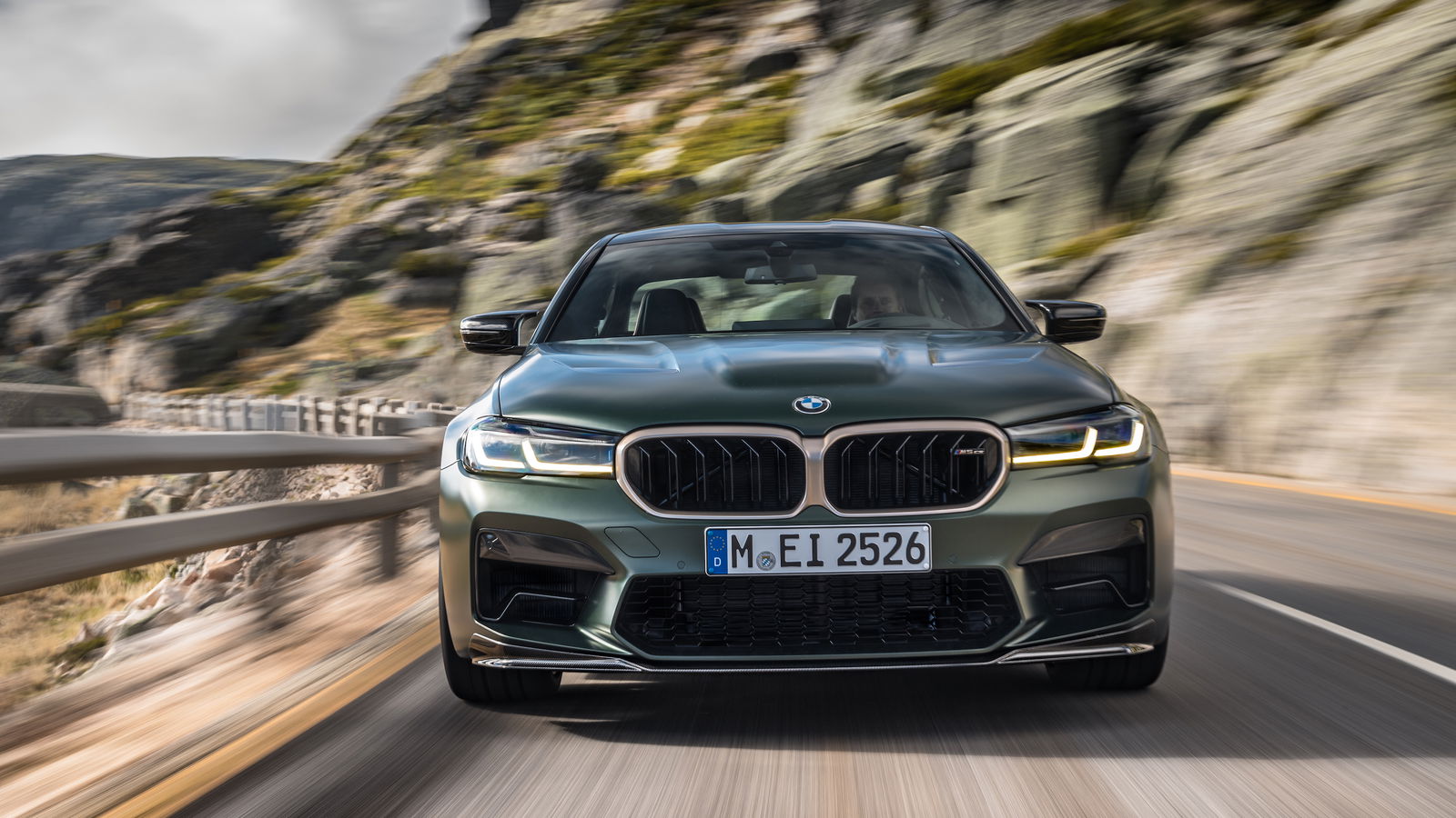 The £140k BMW M5 CS Has 626bhp And A Power Bulge