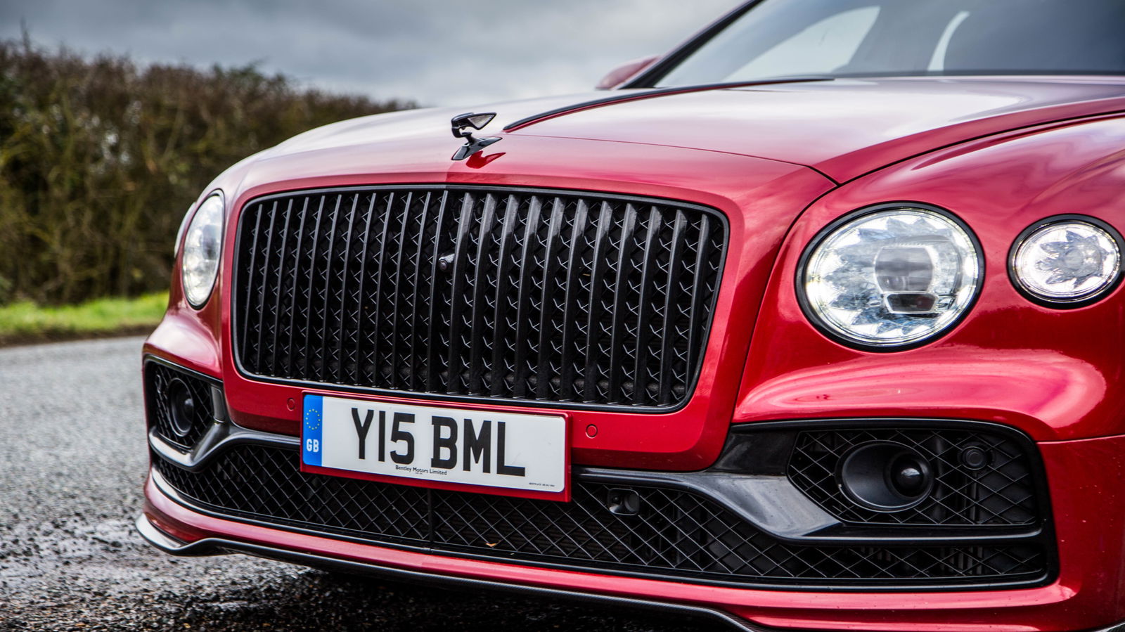 Bentley Flying Spur V8 Review: A Replacement For Displacement?
