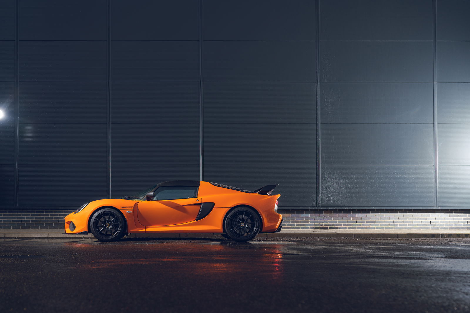 The Lotus Elise And Exige Final Editions Are Here With More Power, Less Weight
