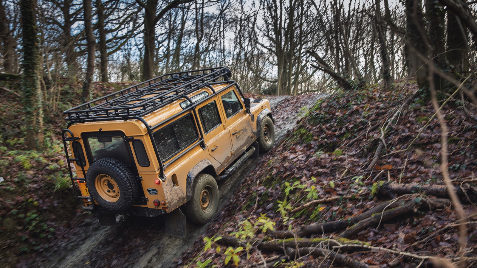 The Land Rover Defender Works V8 Trophy Is £200k Of Mud-Plugging Nostalgia