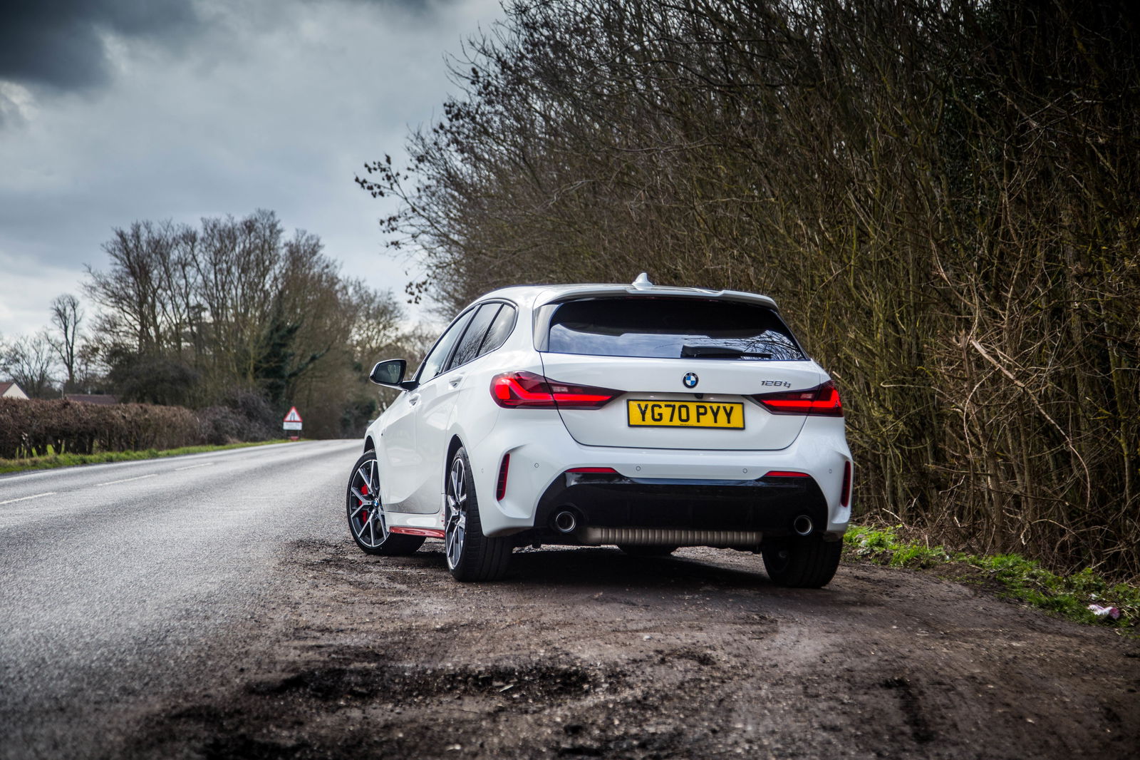 BMW 128ti Review: A Surprisingly Feisty Hot Hatch That Needs A Different Gearbox