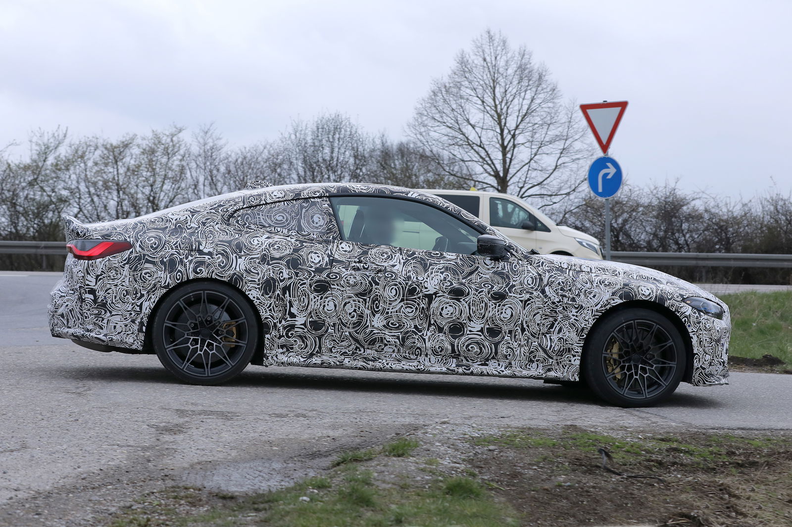 BMW M4 'CSL' Test Mule Papped Looking Very Angry