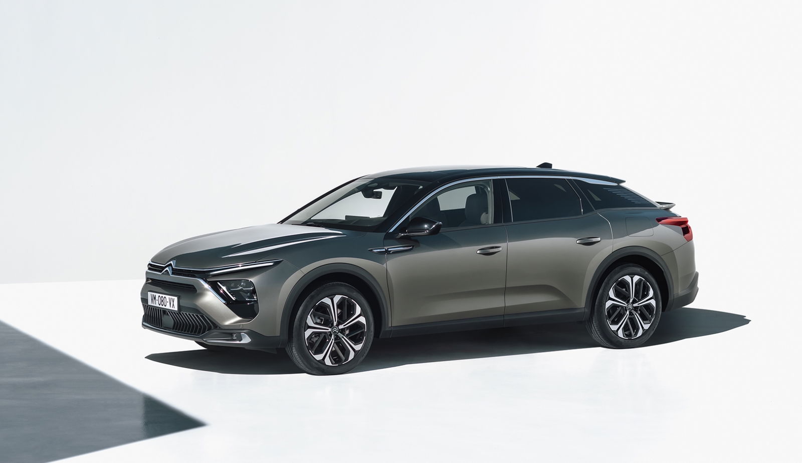 The Citroen C5 X Is An Estate, Saloon And Crossover All At Once
