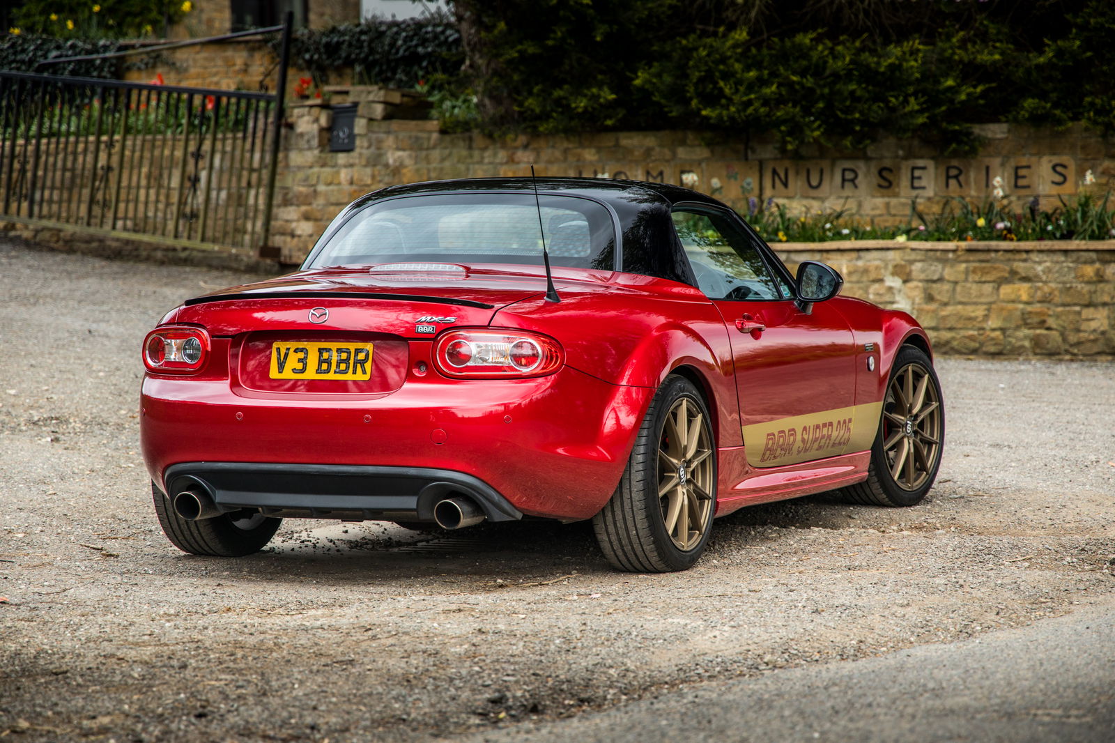 A 225bp NC Mazda MX-5 On ITBs Is Like A Honda S2000...But Better