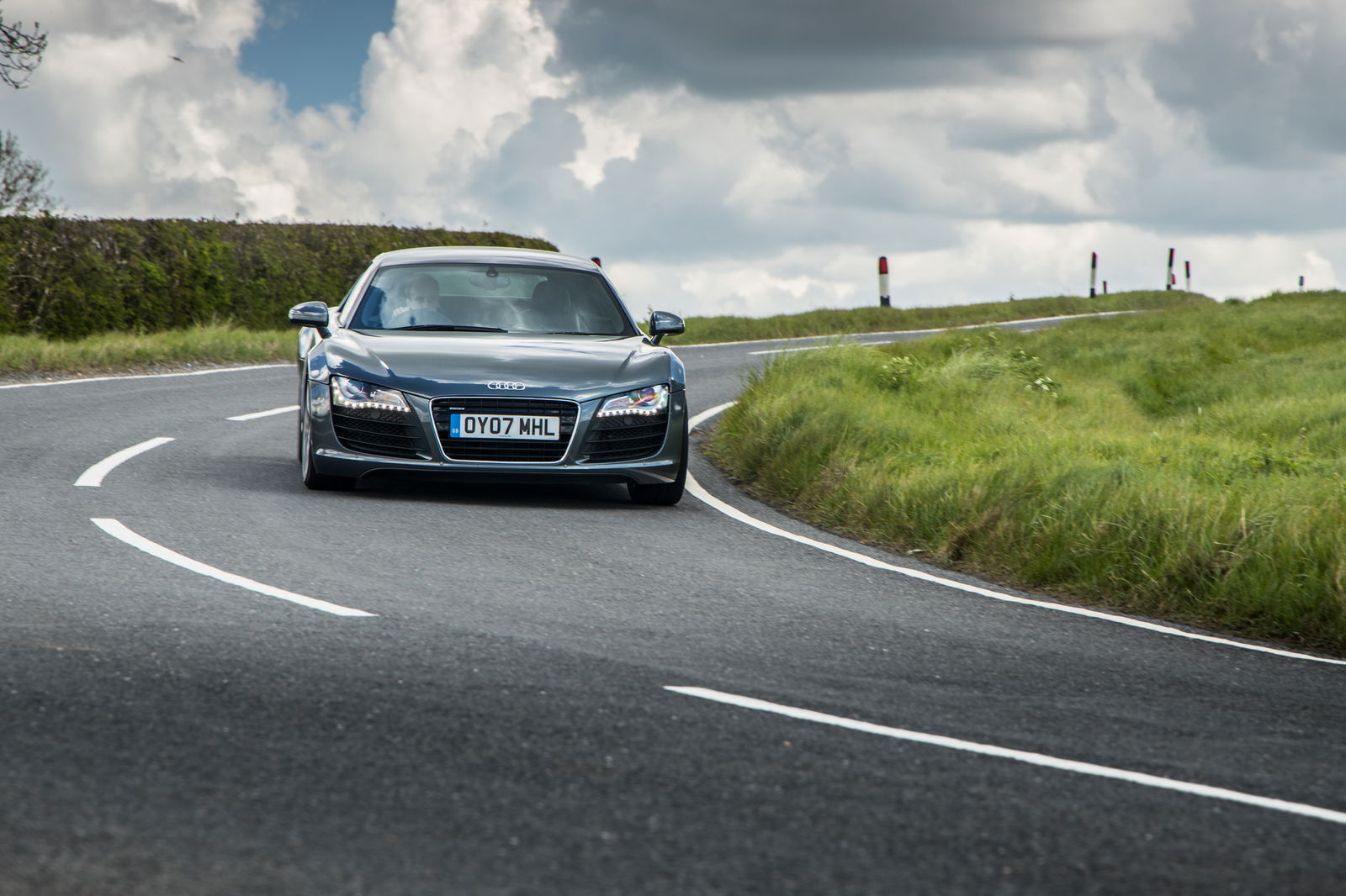 Audi R8 V8
