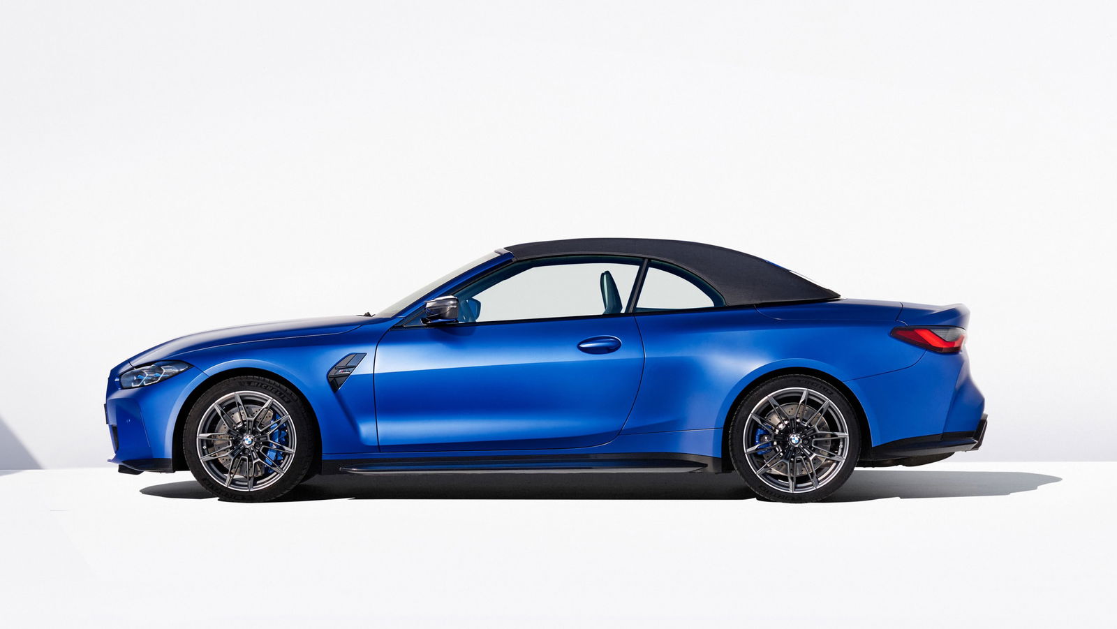 The BMW M4 Competition Convertible Weighs 2 Tonnes, Does 62mph in 3.7sec
