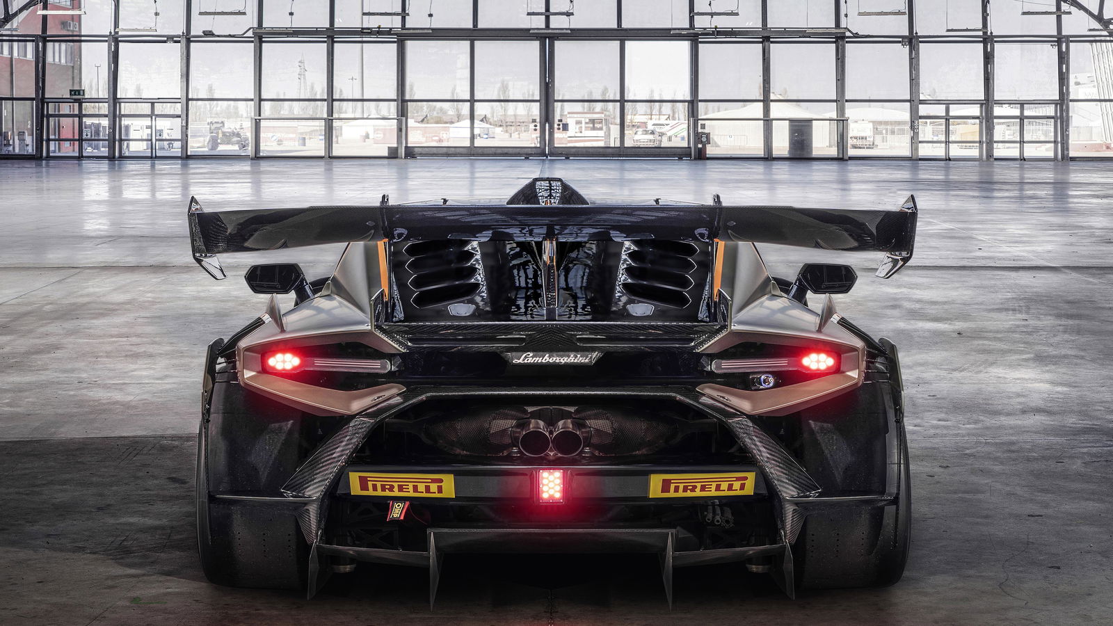 The Lamborghini Huracan Super Trofeo Evo 2 Is A Love Letter To The Countach