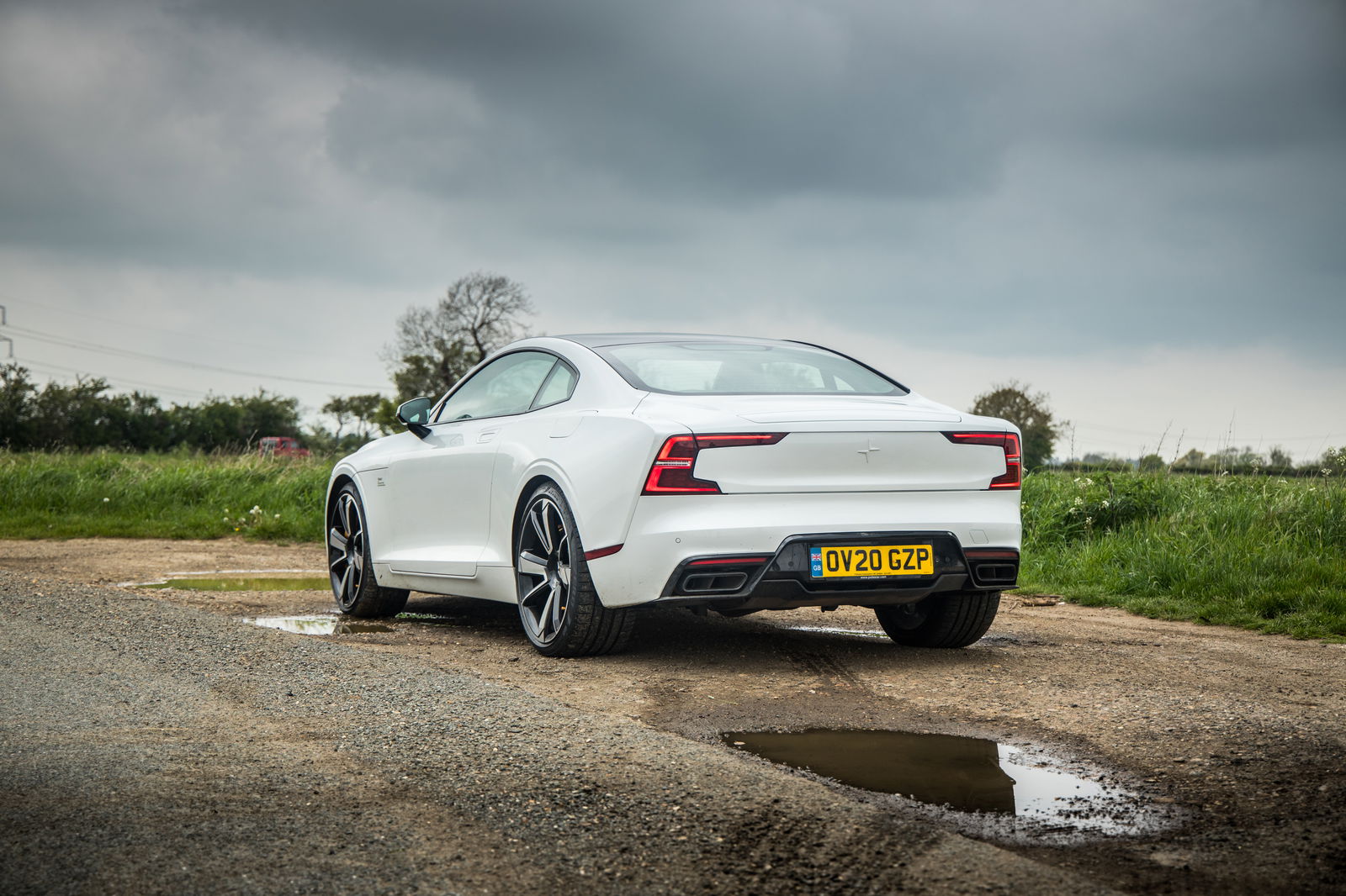 Cupra Leon vs Seat Leon Cupra R: Can The New One Measure Up?
