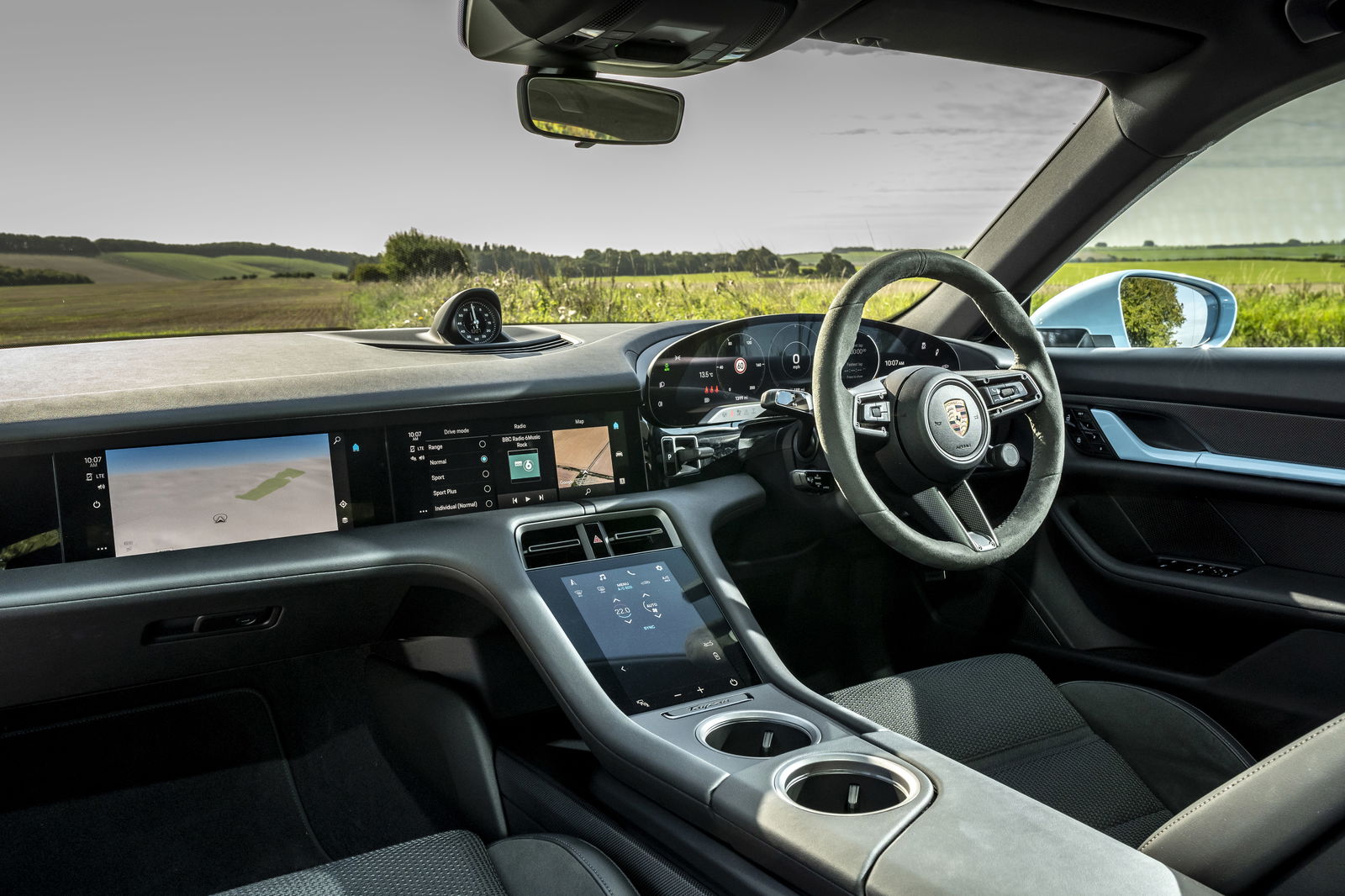 3 Things The Audi E-Tron GT Does Better Than A Porsche Taycan, And 3 It Doesn't